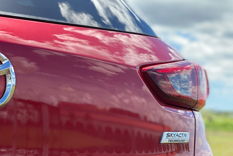 
								Mazda CX-3 full									