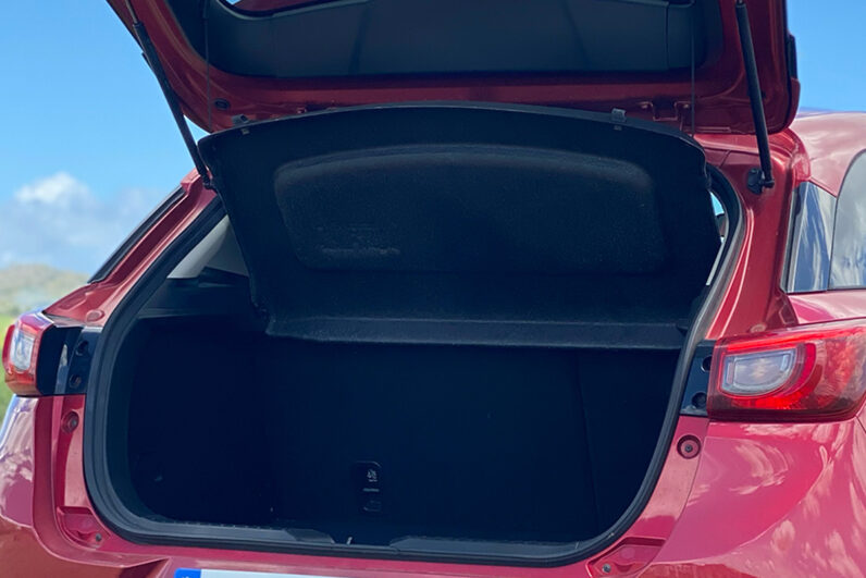 
								Mazda CX-3 full									