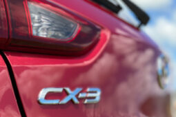 
										Mazda CX-3 full									