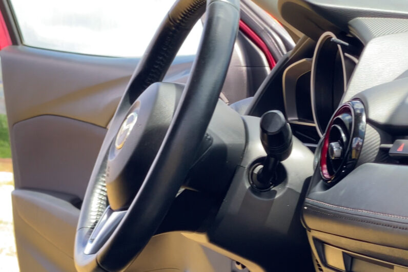 
								Mazda CX-3 full									
