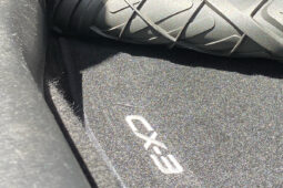 
										Mazda CX-3 full									