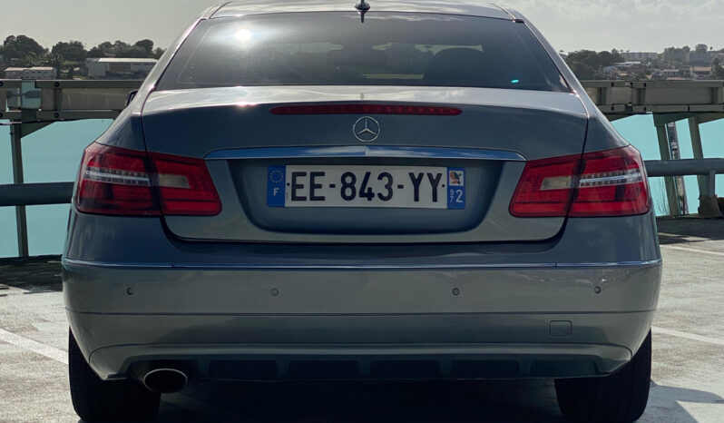 
								Mercedes-Benz Classe E full									
