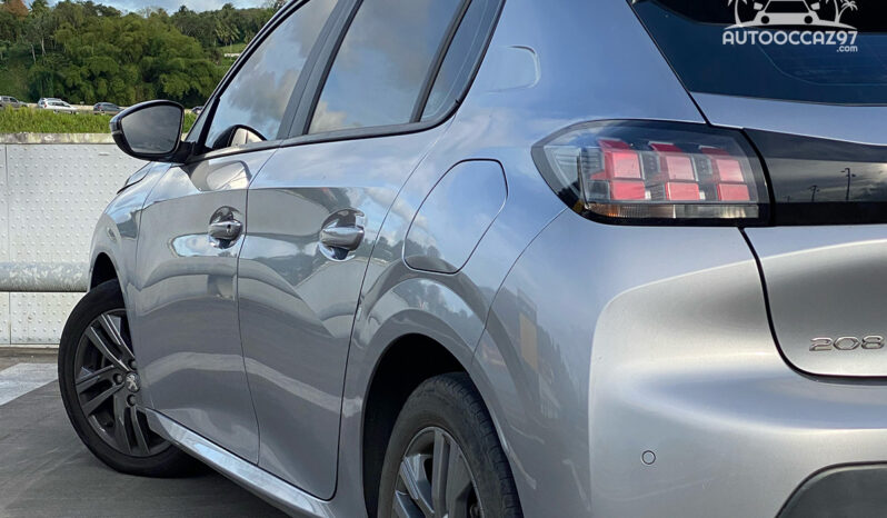
								Peugeot 208 1.2 100 ch 2021 avec 41 000 km full									