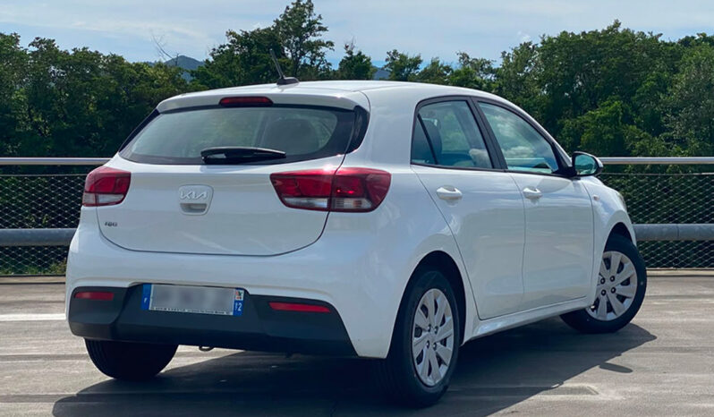 
								Kia Rio 1.2 84cv – 2022 – Essence – Boîte manuelle – Martinique full									